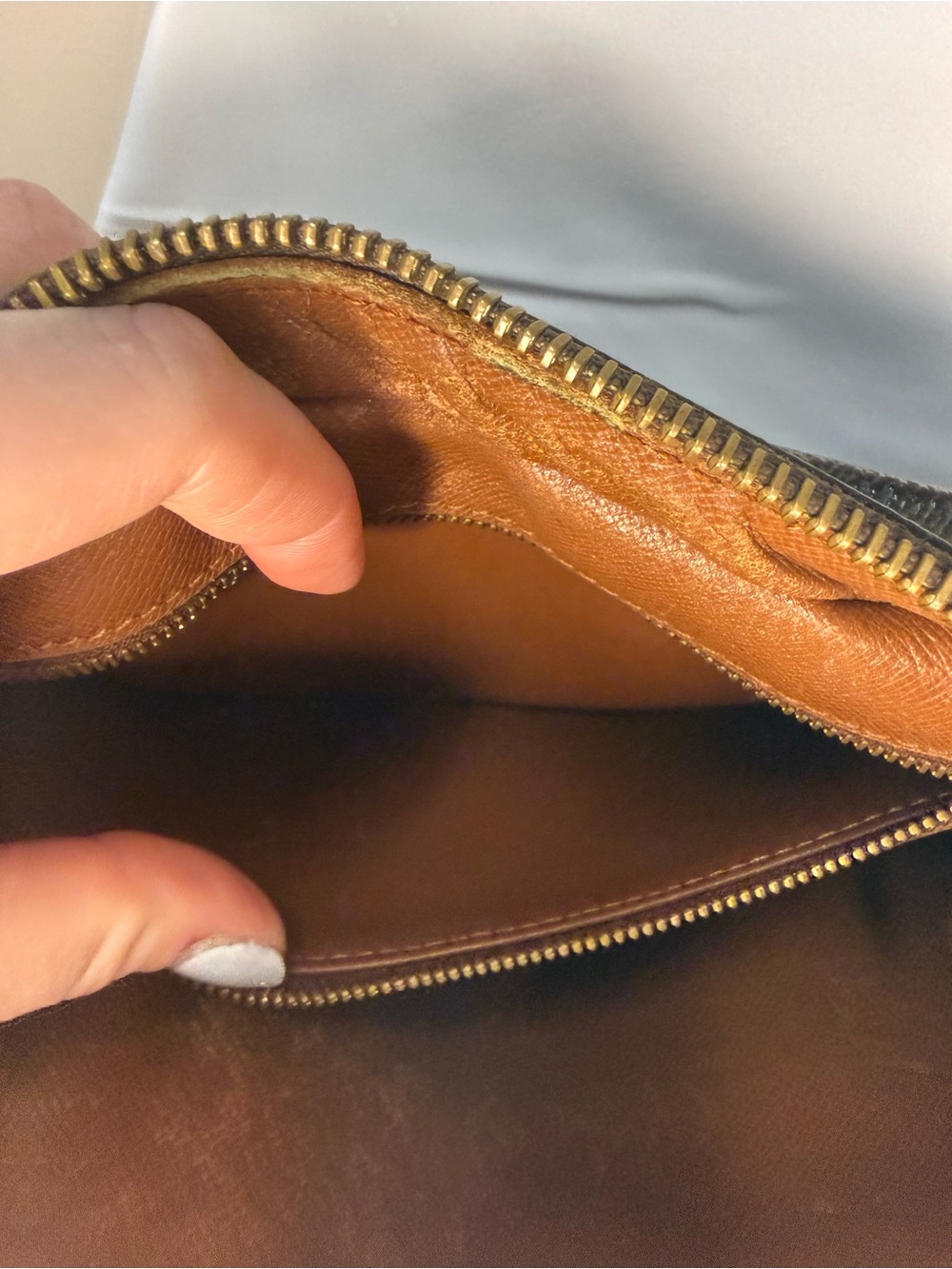Louis Vuitton Brown Monogram Compiegne Clutch Bag - Picture 9 of 9